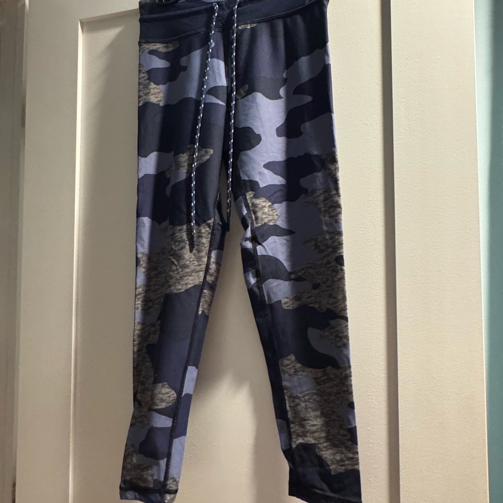 Aerie Kids Camo Joggers - Black and Gray